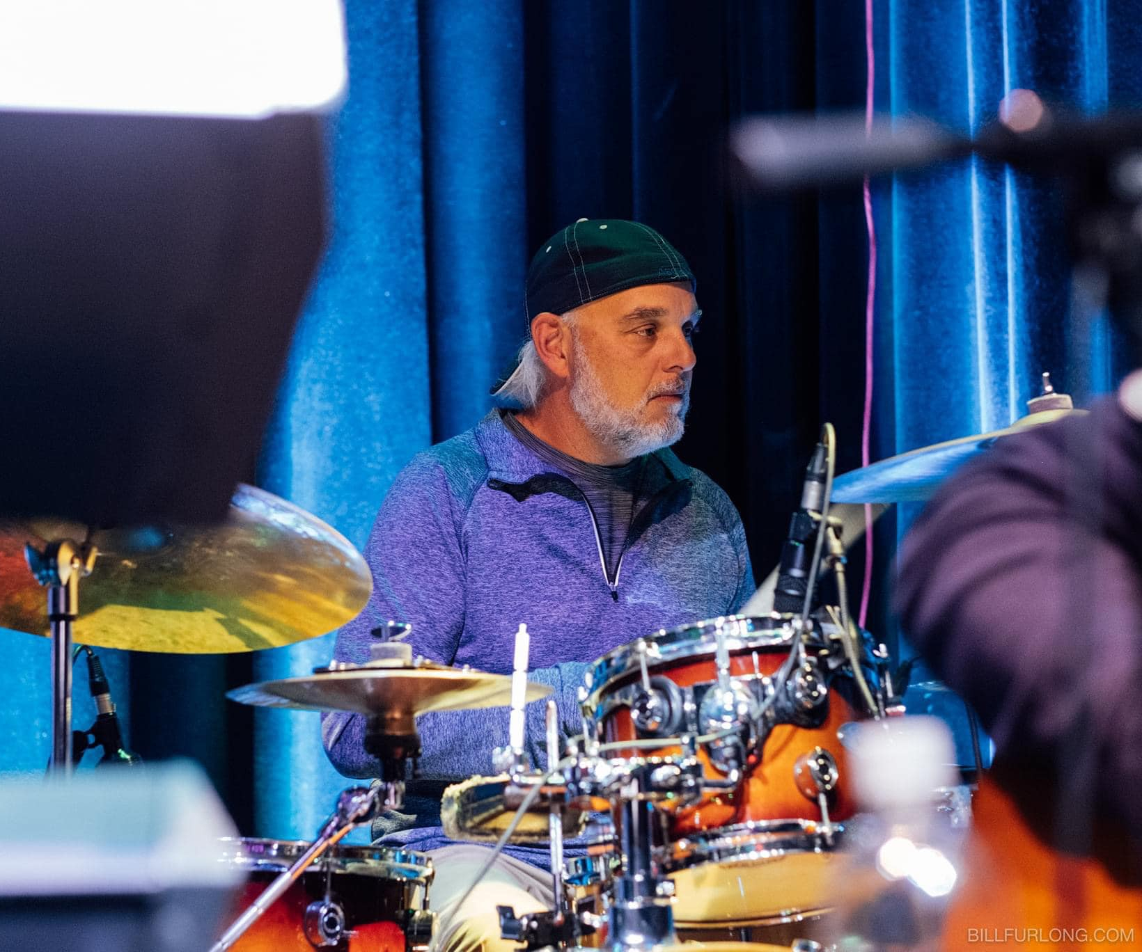 Jeff Kissel performing live